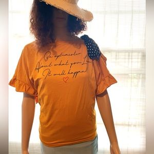 👚🌻💛Women’s Graphic Tee💛🌻👚